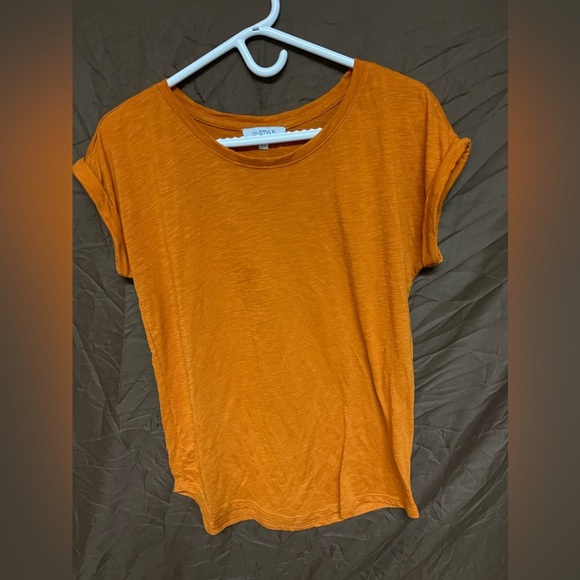 💄2 for 15$💄 Fall Orange Loose Fit Tee Shirt Women’s Size Small - Picture 3 of 4